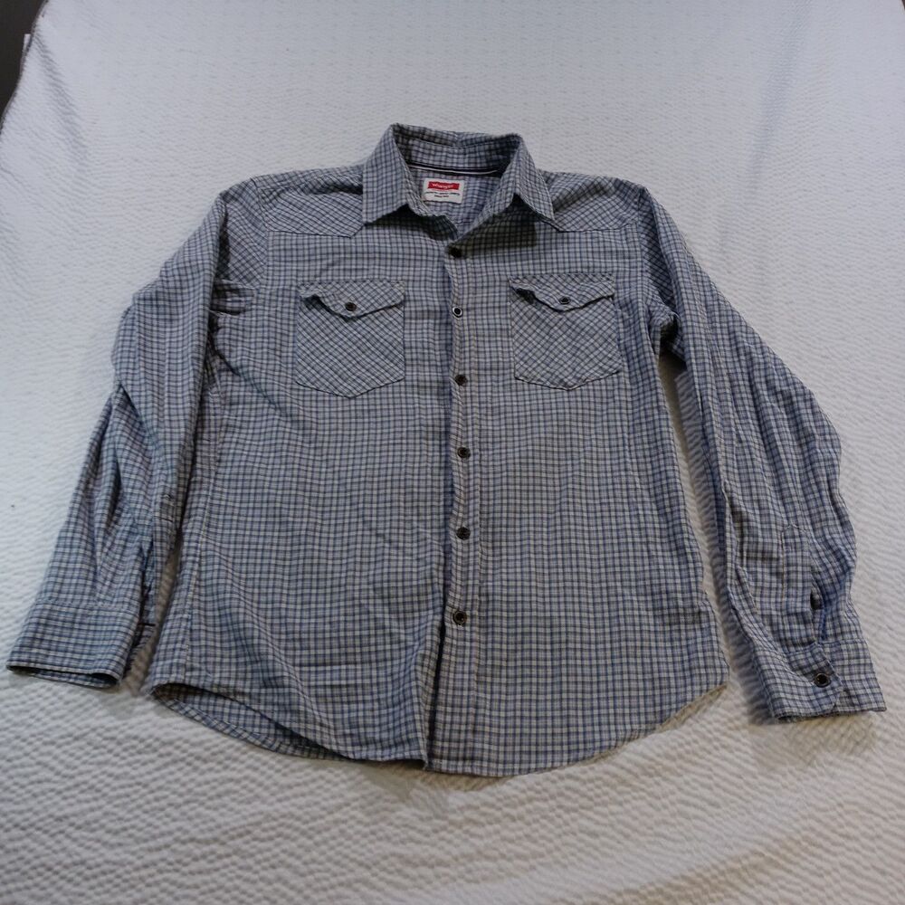 Wrangler Men’s Western Button-Down Shirt